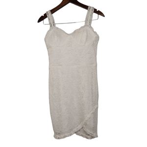 NWT White Lace Mini Dress - Size Medium